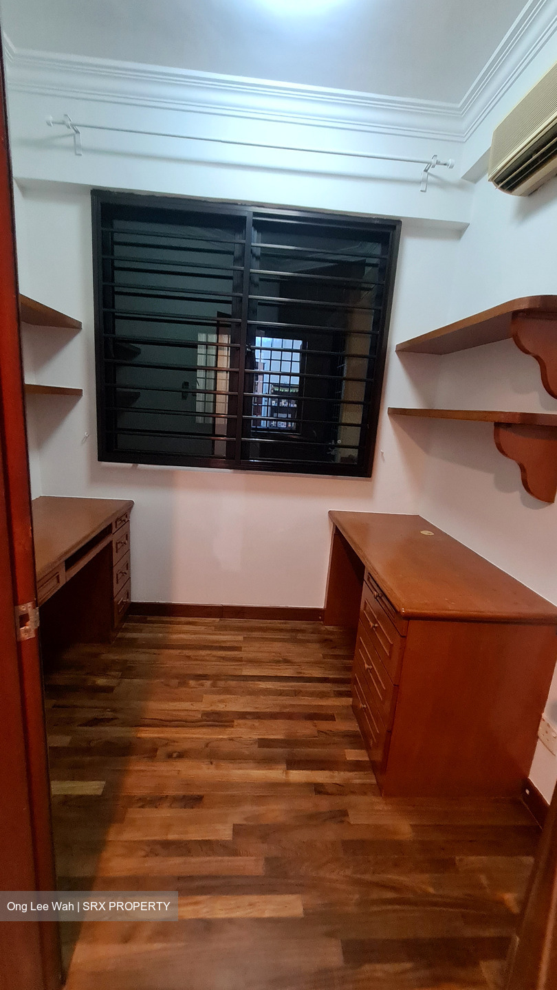 Simei Green Condominium (D18), Condominium #627510061